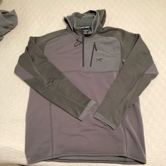 Arc'teryx Other - Arc’teryx mid-layer